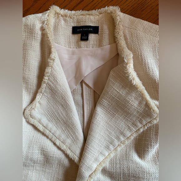Ann Taylor Beige Frayed Hem Tweed Blazer Jacket - Picture 7 of 8